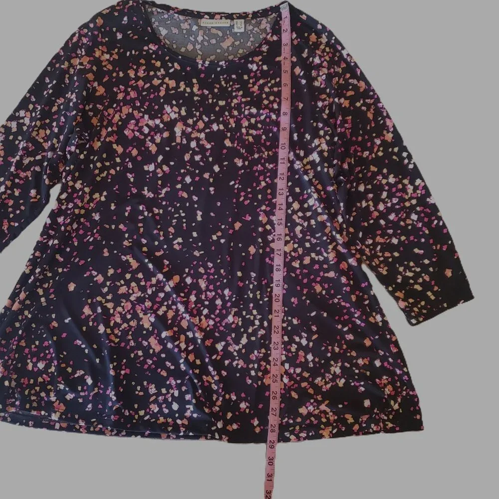 Susan Graver Multi-Color Liquid Knit Top, Size Large - Picture 4 of 8